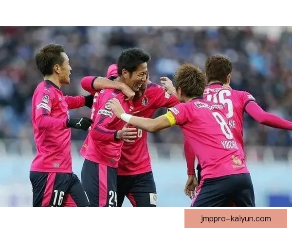 日本队樱花助威，赛事前景值得关注与分析