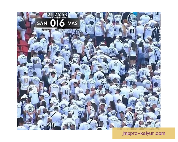 内马尔在桑托斯解放者杯中的表现备受关注，球队状态持续提升